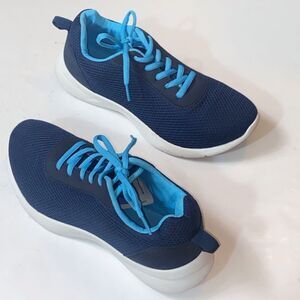 Pro Player Women’s Shoes size 8 US